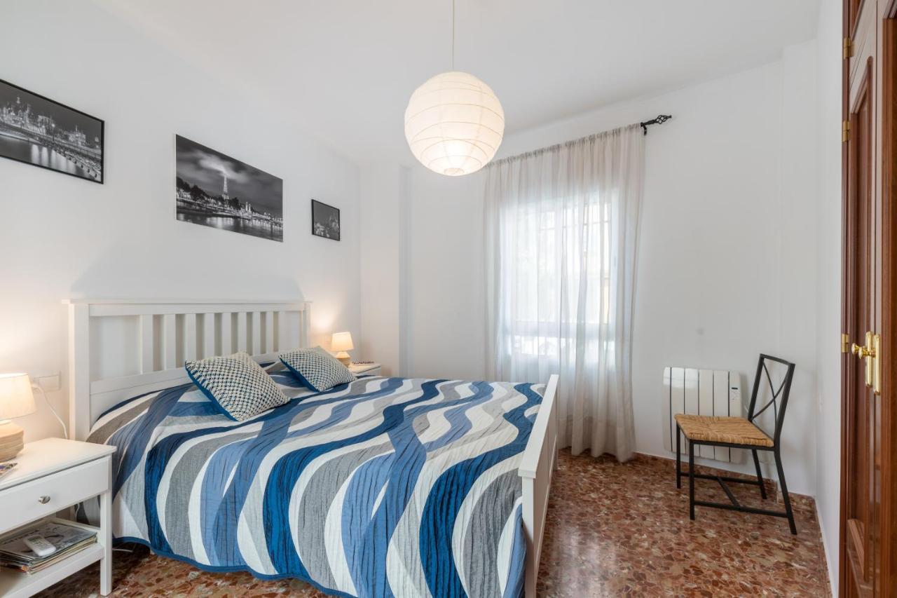 Anna - Triana Apartment Sevilla Bagian luar foto